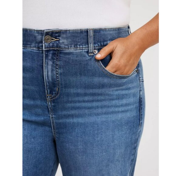 NWT Torrid 18 Bombshell Wide Leg High-Rise Jean 18R - Picture 4 of 10